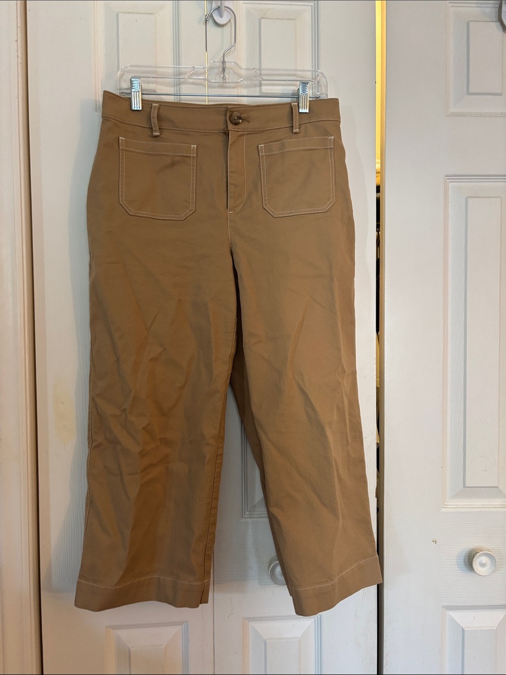 LOFT cropped pants